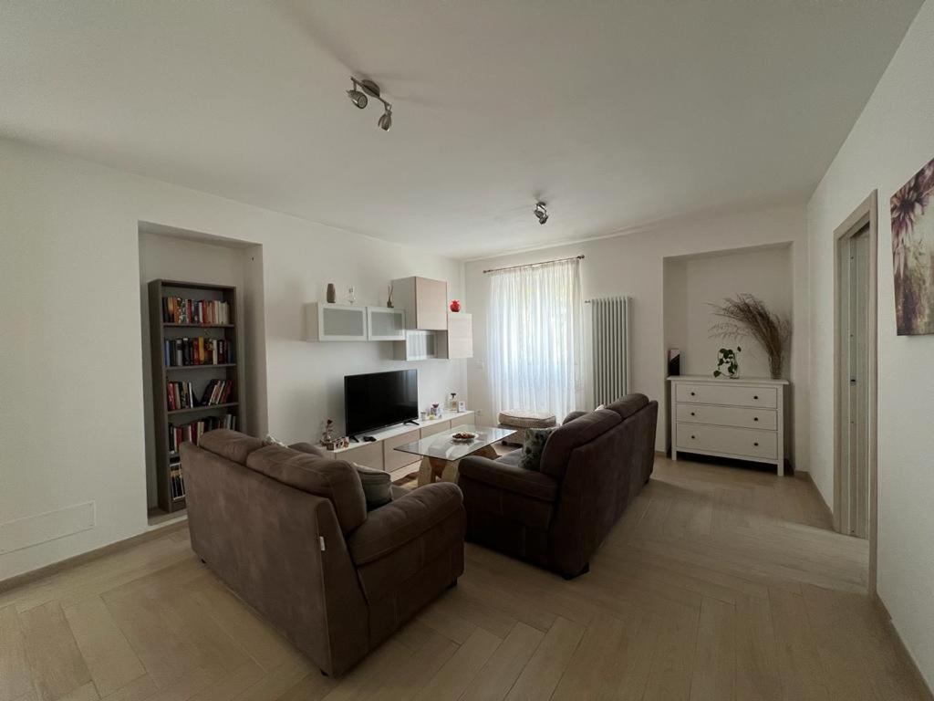 Appartato A 5 Minuti Dal Mare Apartment Imperia Luaran gambar